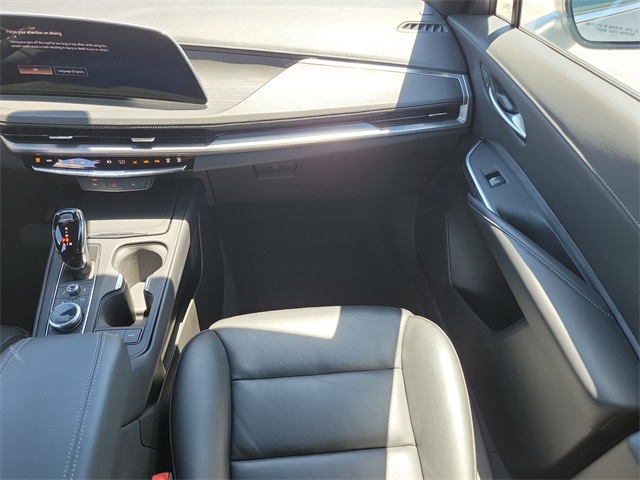 2024 Cadillac XT4 Premium Luxury photo 17
