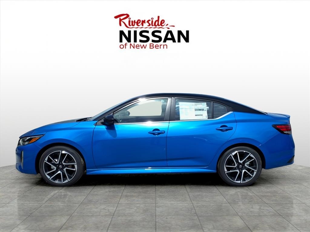 2025 Nissan Sentra SR photo 3