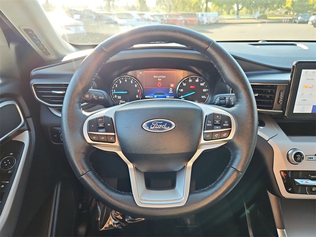 2024 Ford Explorer XLT photo 14