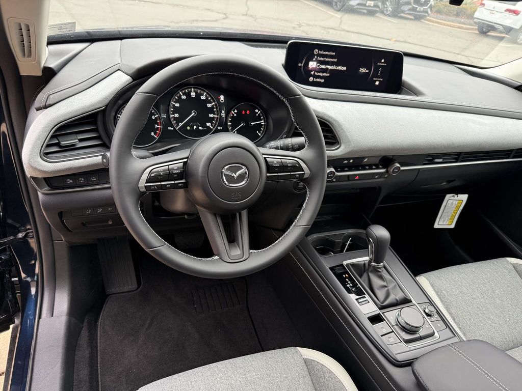 2026 Mazda CX-30 2.5 S photo 2