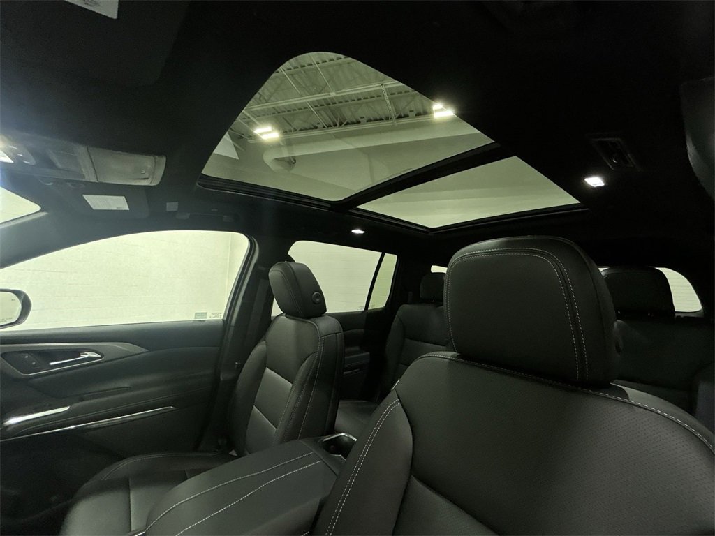 2026 Chevrolet Traverse photo 16