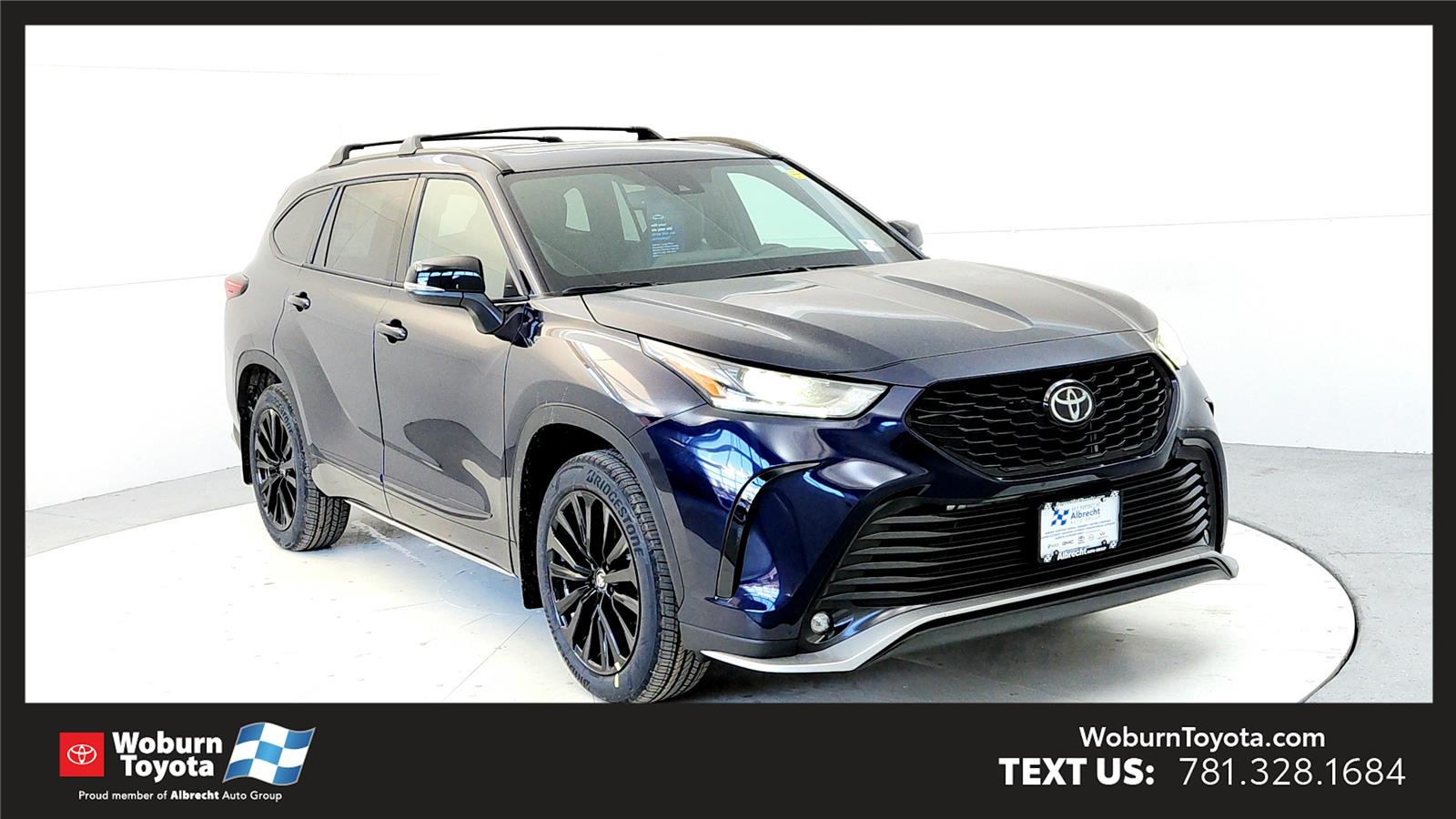 2026 Toyota Highlander XSE's photo