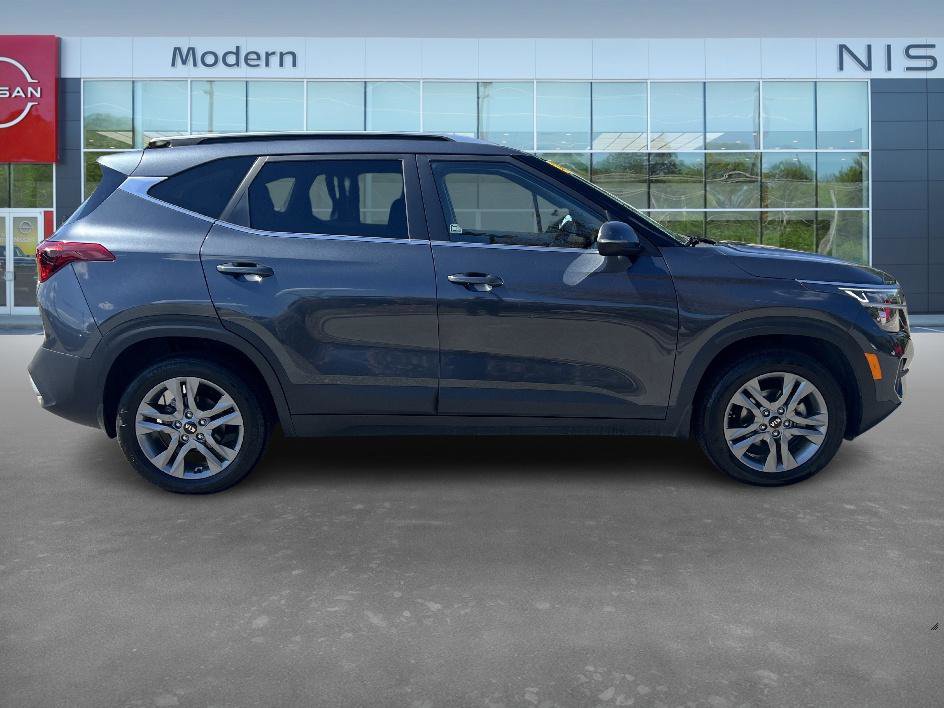 2021 Kia Seltos S photo 4