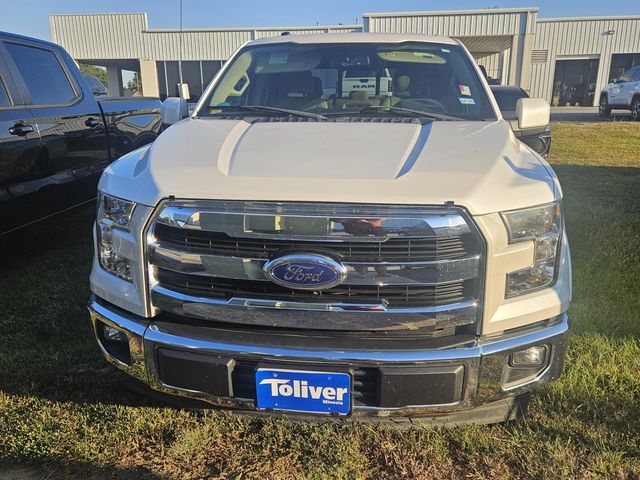 2017 Ford F-150 Lariat photo 2