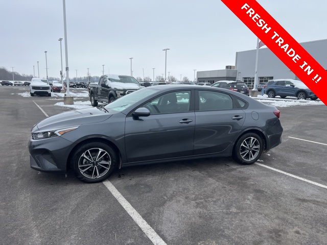 2023 Kia Forte LXS's photo