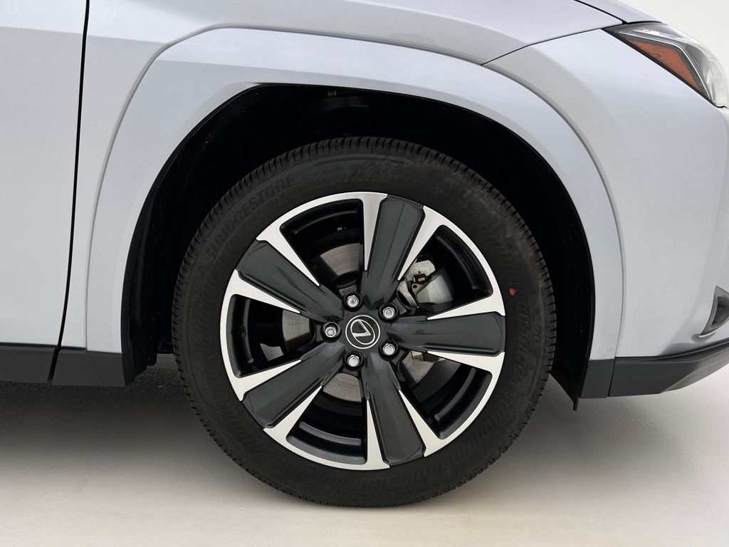 2025 Lexus UX Premium photo 34