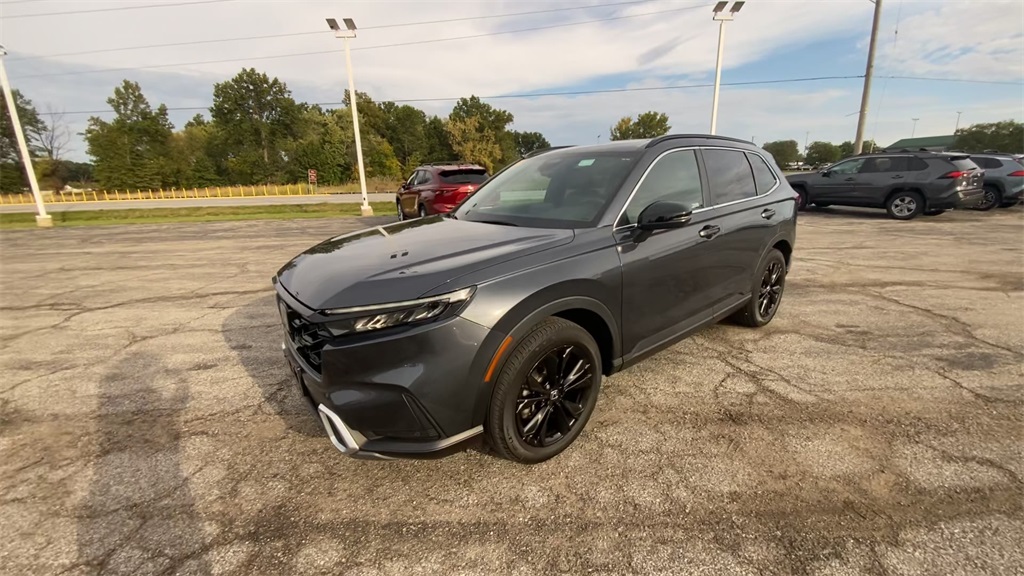 2023 Honda CR-V Hybrid Sport Touring photo 4