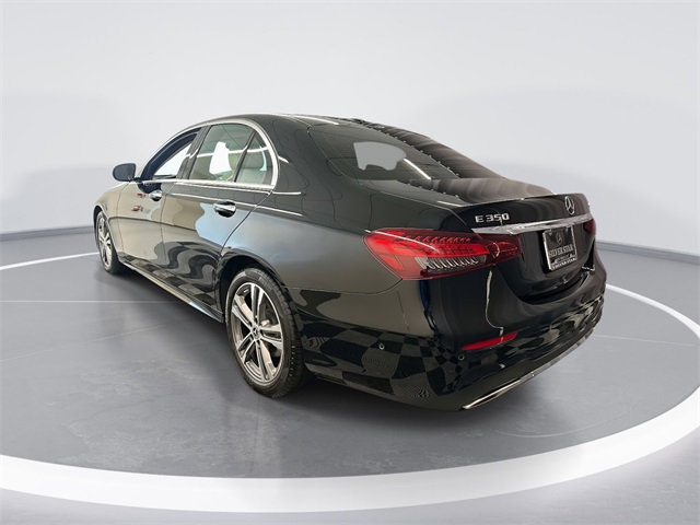 2022 Mercedes Benz E 350 4MATIC photo 2