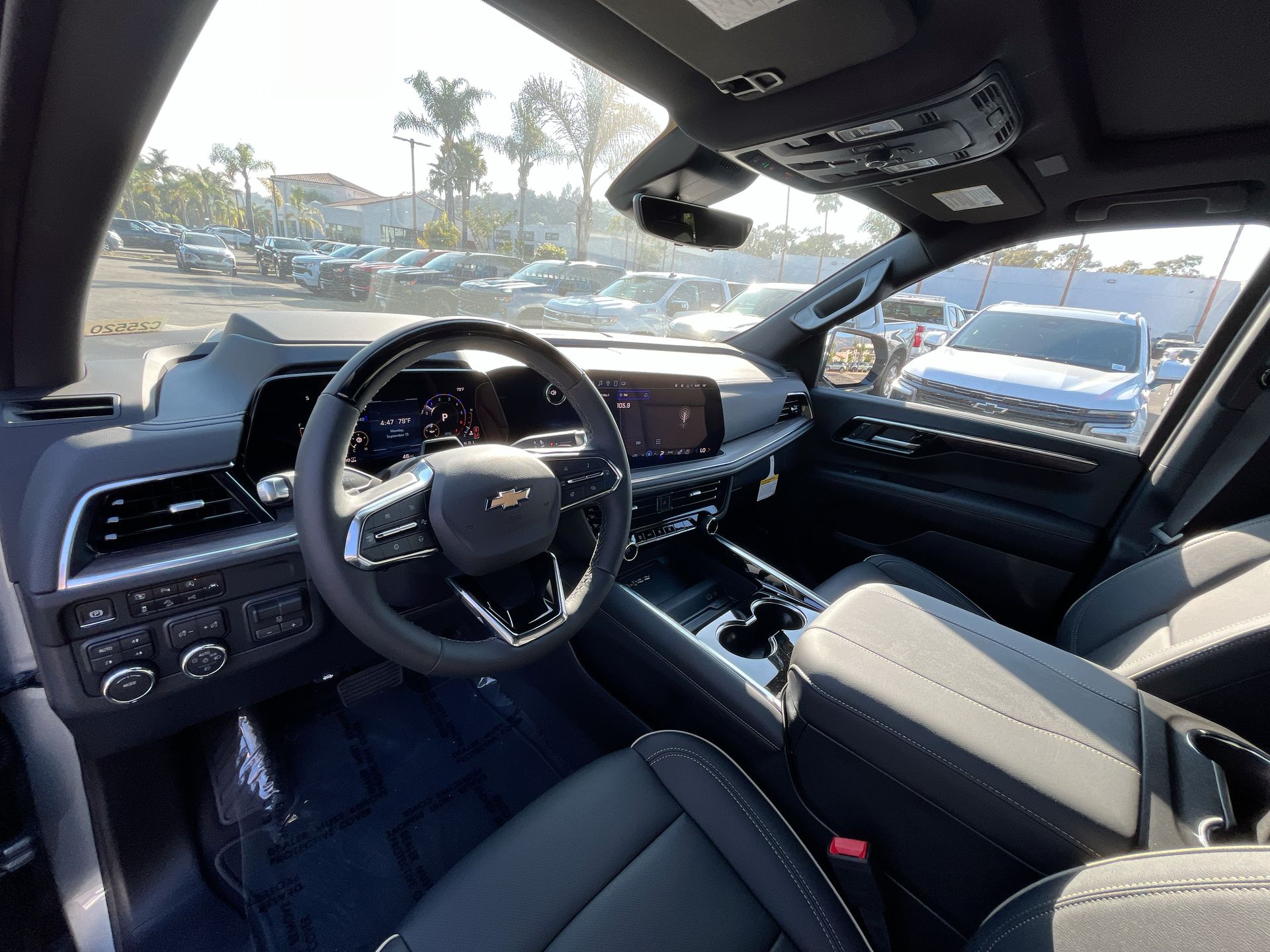 2025 Chevrolet Tahoe Premier photo 10