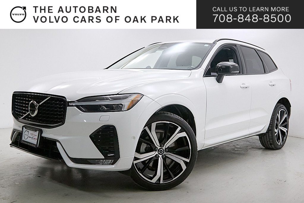 2023 VOLVO XC60 - Image 32