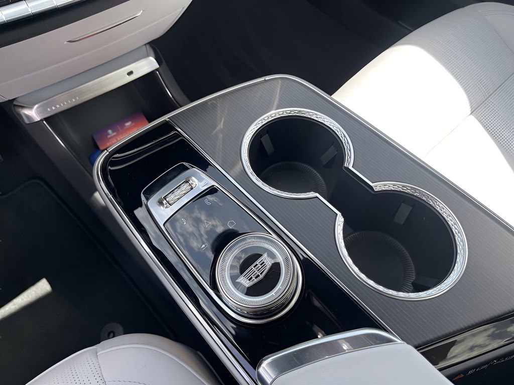 2025 Cadillac Lyriq Sport photo 29