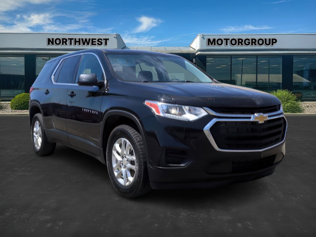 2020 Chevrolet Traverse LS's photo