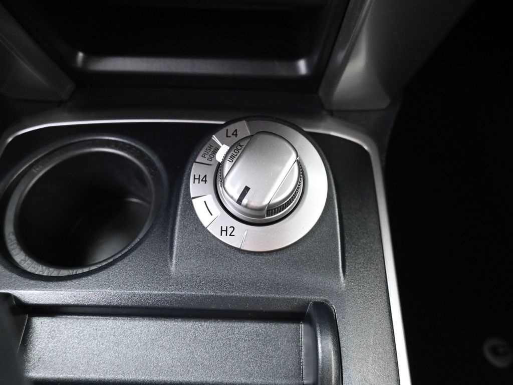 2022 Toyota 4Runner SR5 Trail photo 23