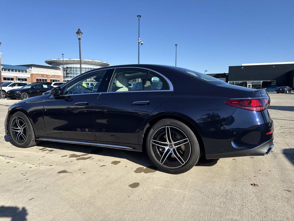 2026 Mercedes Benz E 350 4MATIC Sedan photo 3