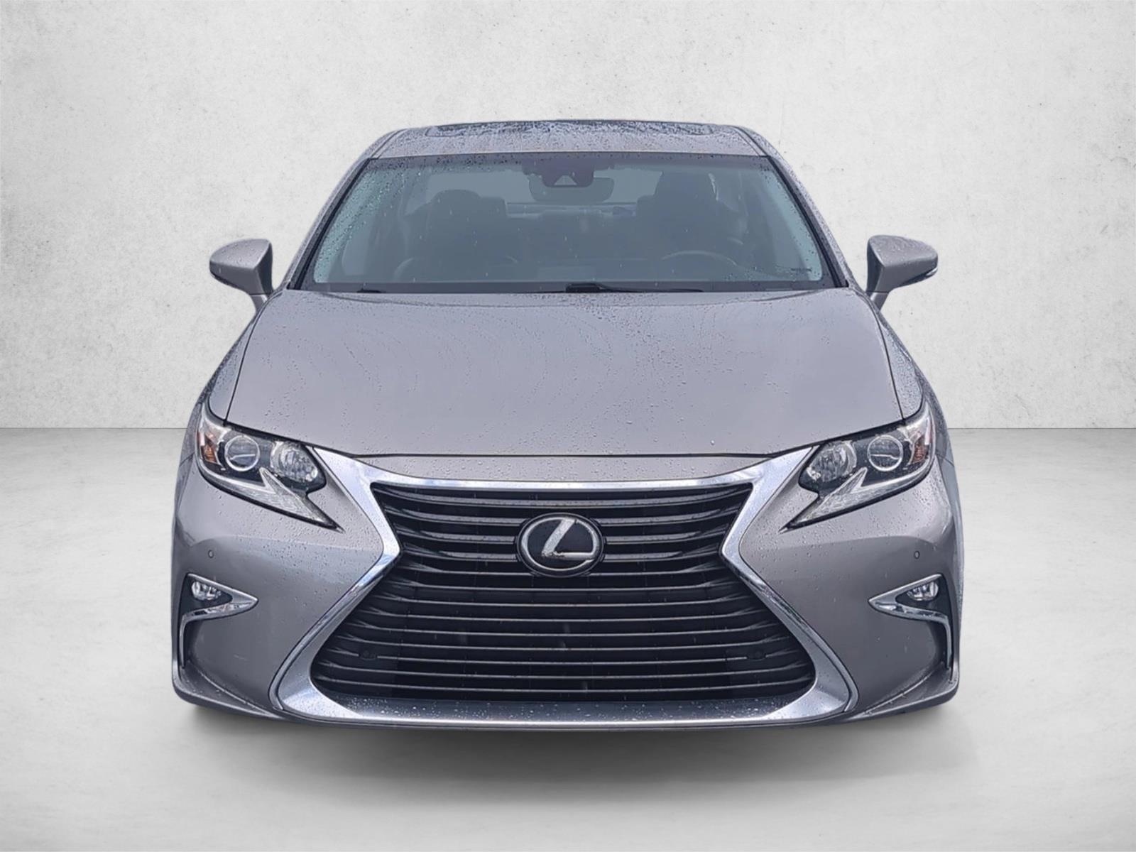 2016 Lexus ES 350 photo 2