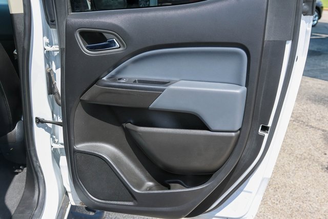 Used 2022 Summit White Chevrolet Z71 image 18