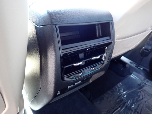 2023 Jeep Grand Cherokee Limited photo 18