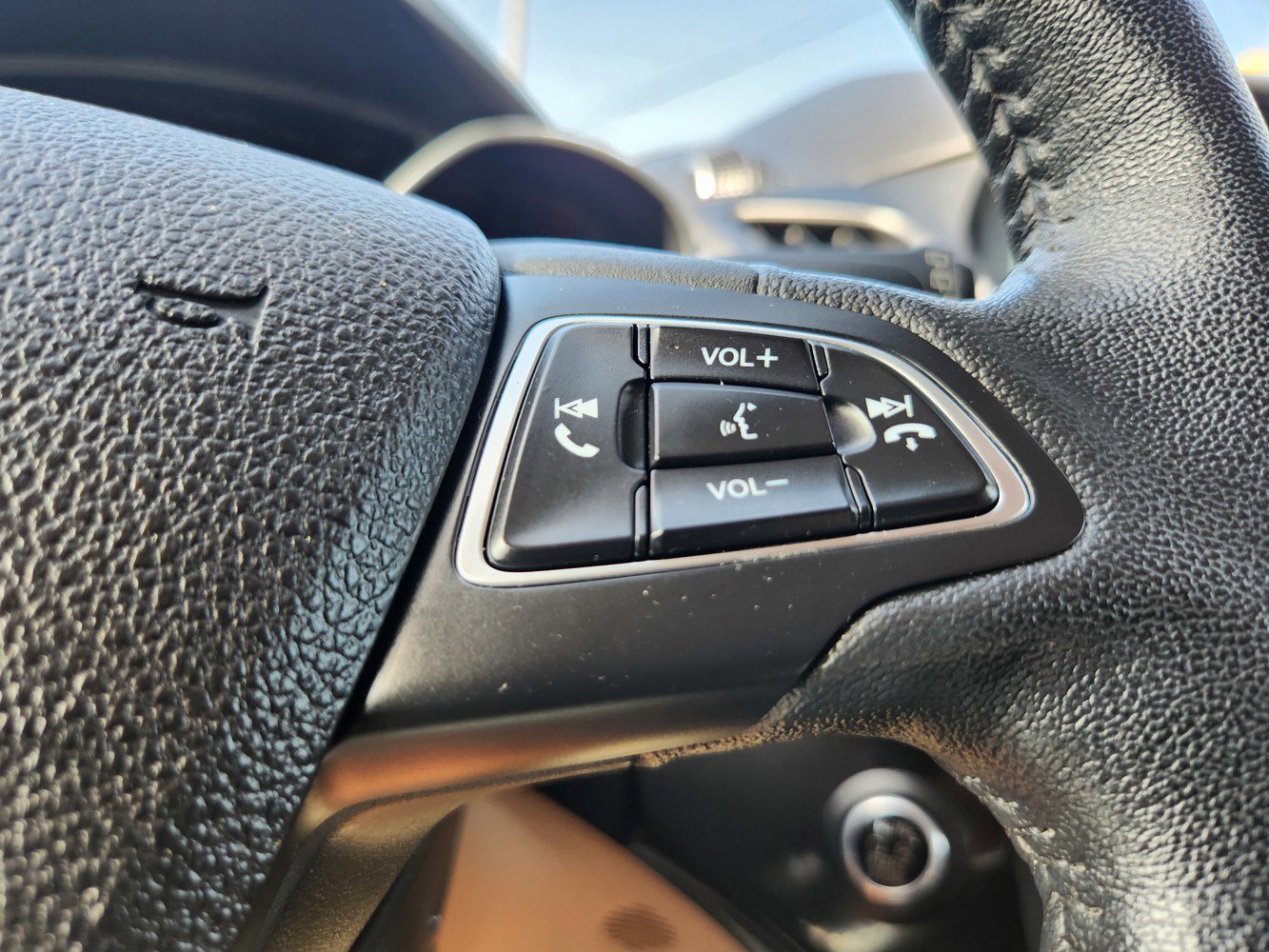 2017 Ford Escape Titanium photo 19