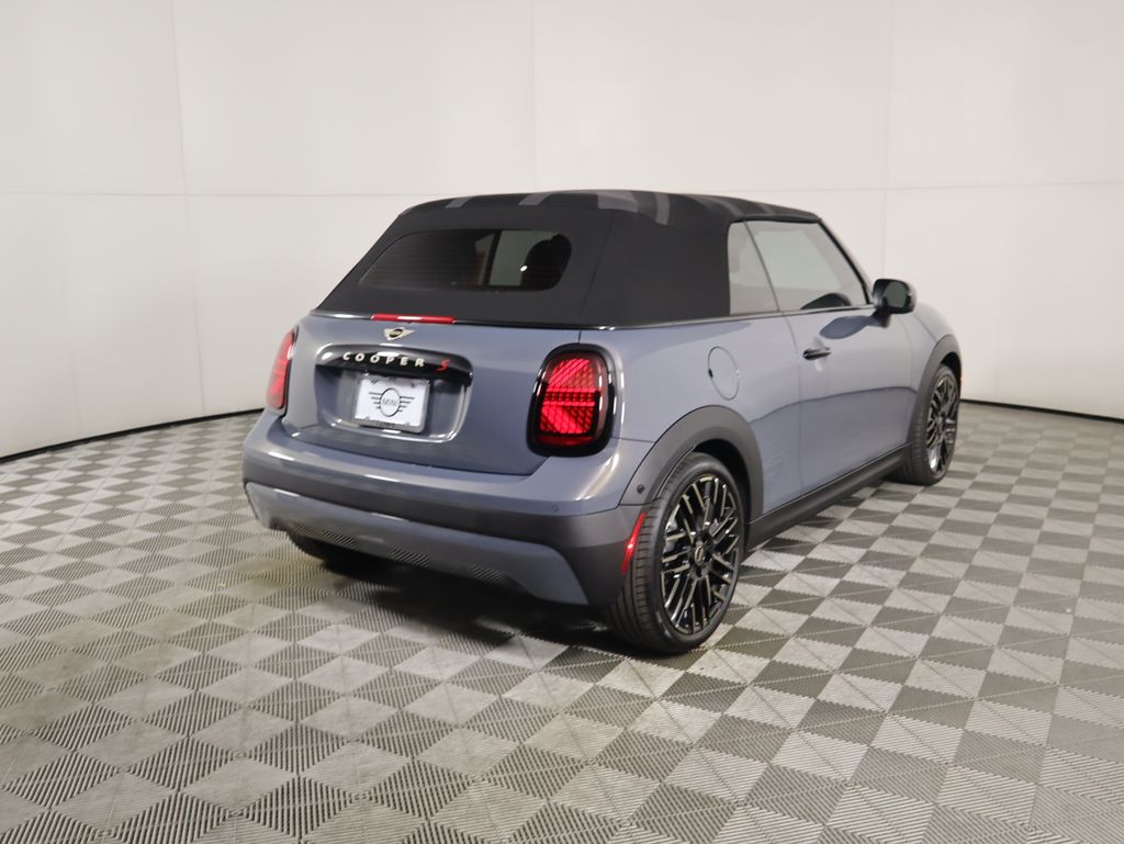2026 Mini Cooper Convertible Iconic photo 13