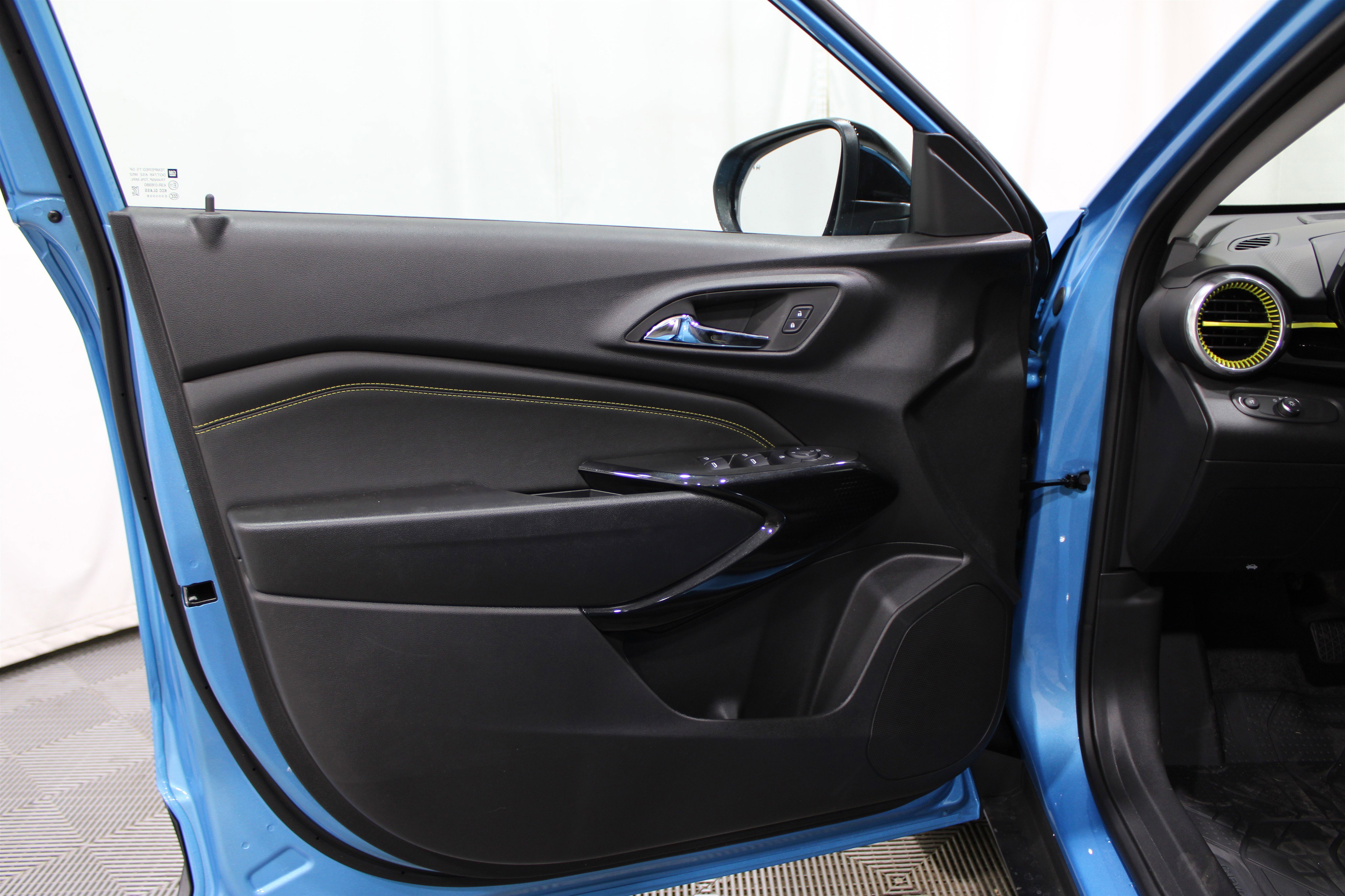 2026 Chevrolet Trax ACTIV photo 4