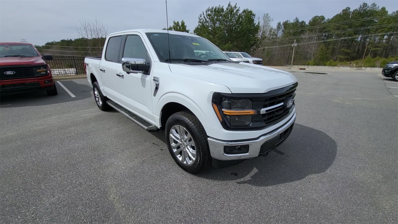 2025 Ford F-150 XLT photo 4