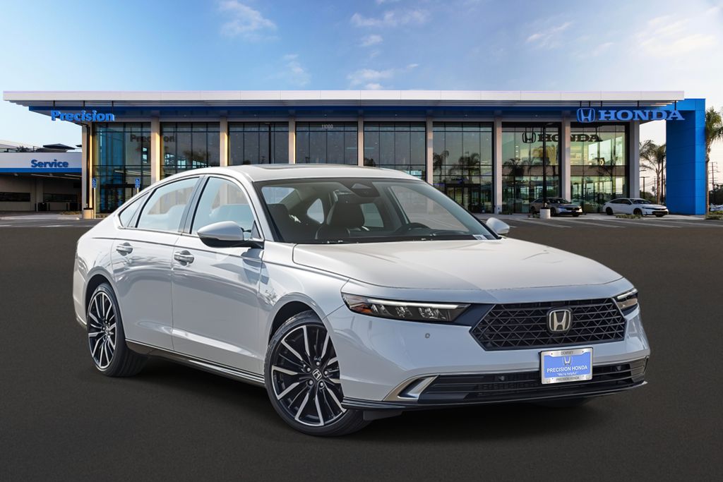 2025 Honda Accord Hybrid Touring's photo