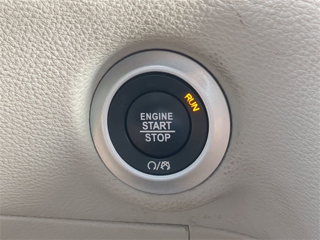 2023 Chrysler Pacifica Hybrid Touring L photo 30