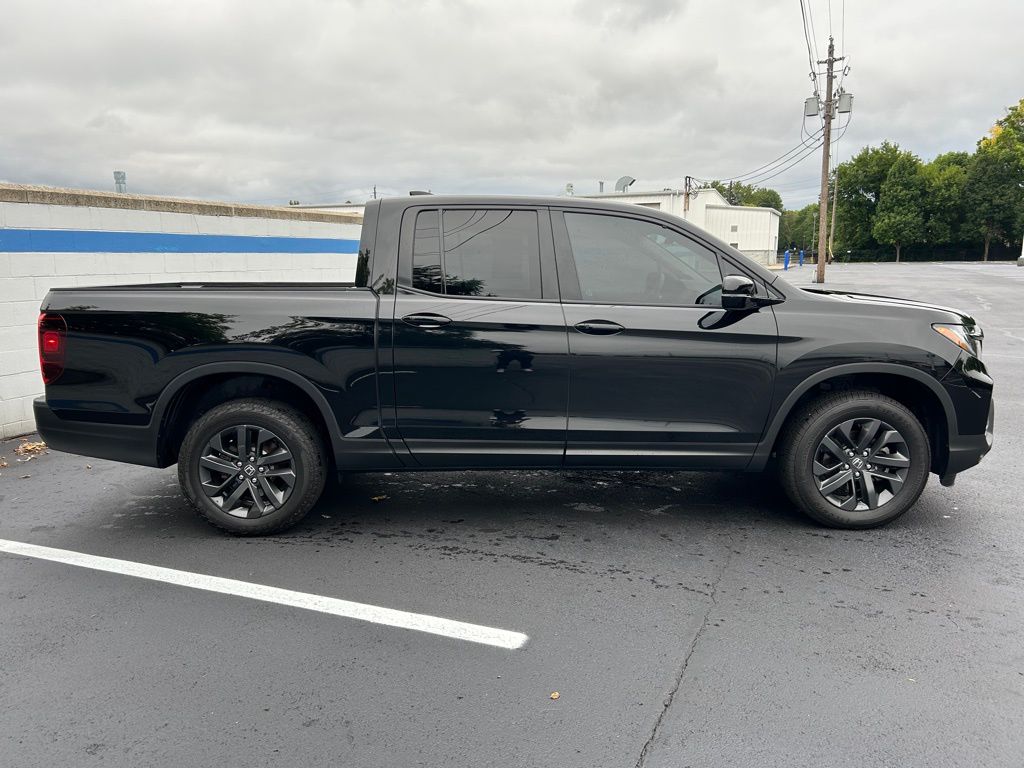 2023 Honda Ridgeline Sport photo 5