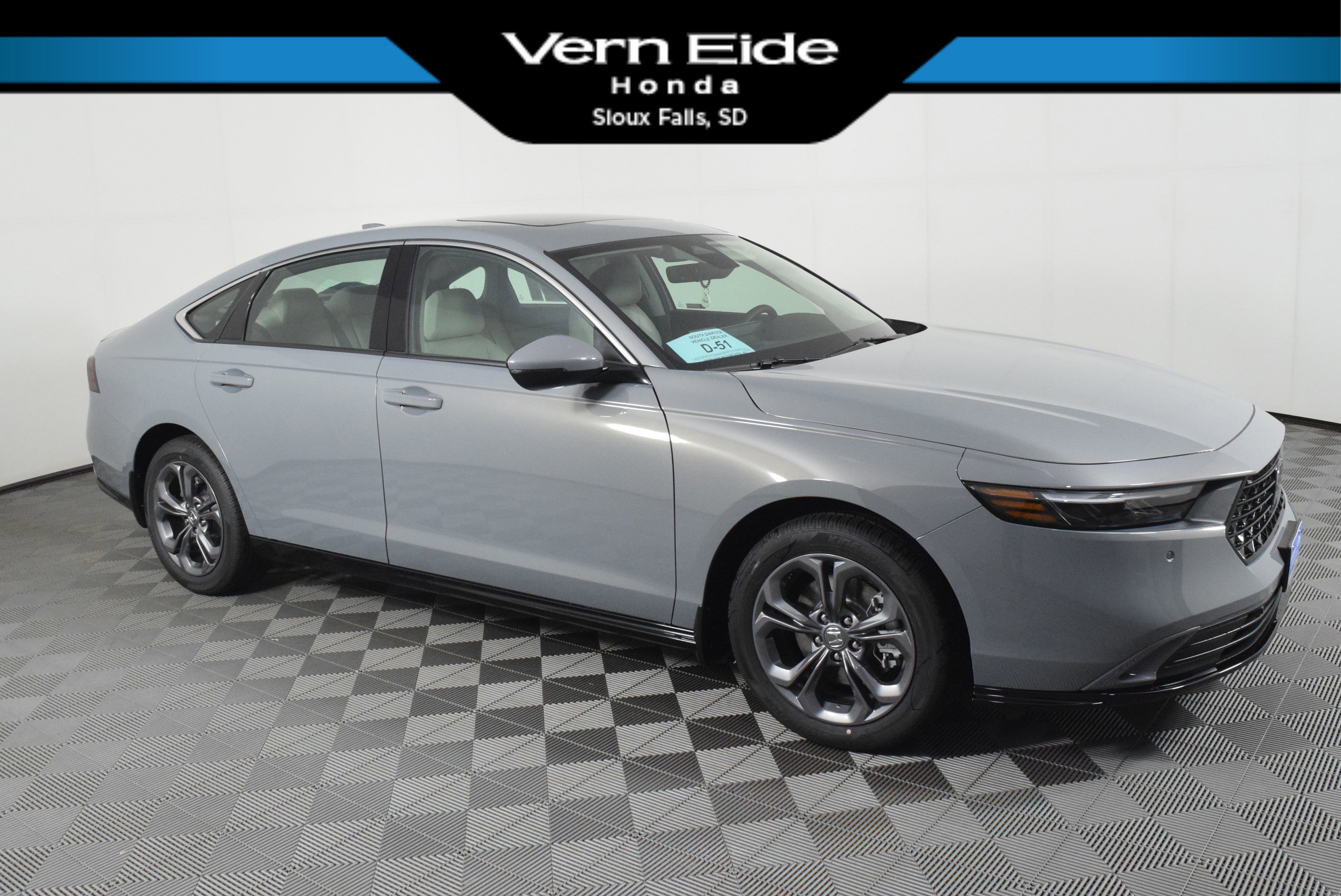 2025 Honda Accord Hybrid EX-L's photo