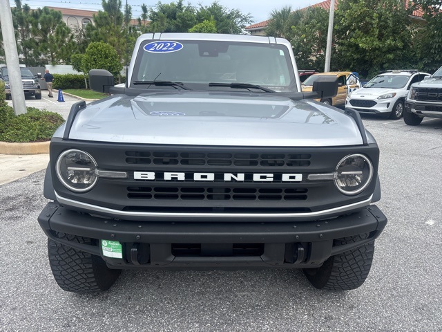 2022 Ford Bronco Black Diamond photo 2