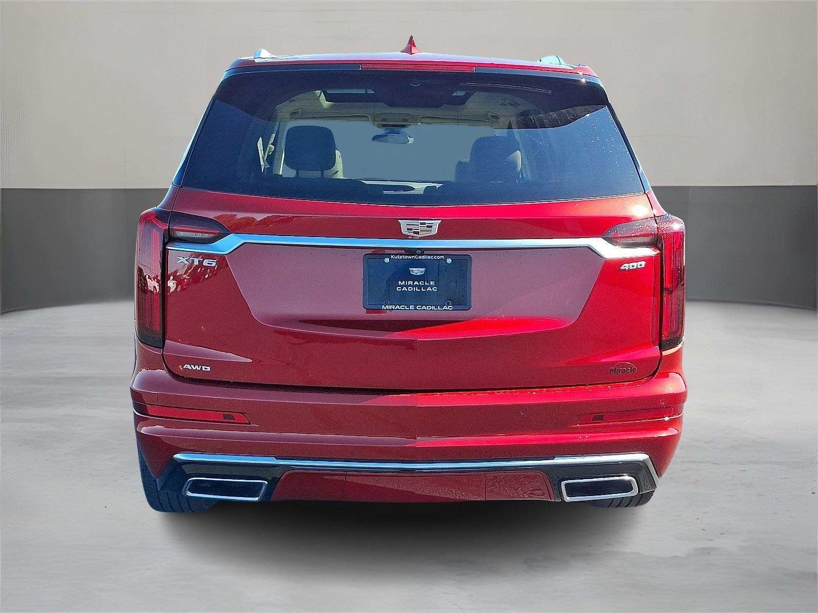 2024 Cadillac XT6 Premium Luxury photo 3