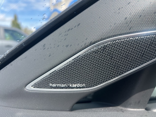 2022 Volkswagen Golf GTI Autobahn photo 24