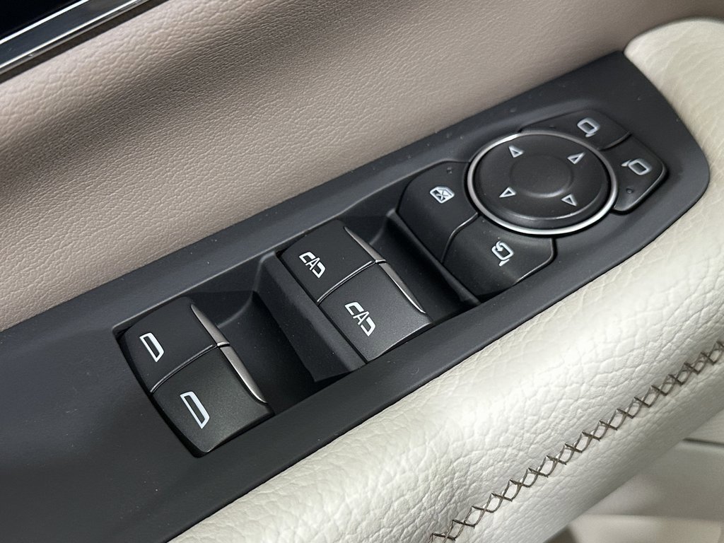 2025 Gmc Yukon Denali photo 13