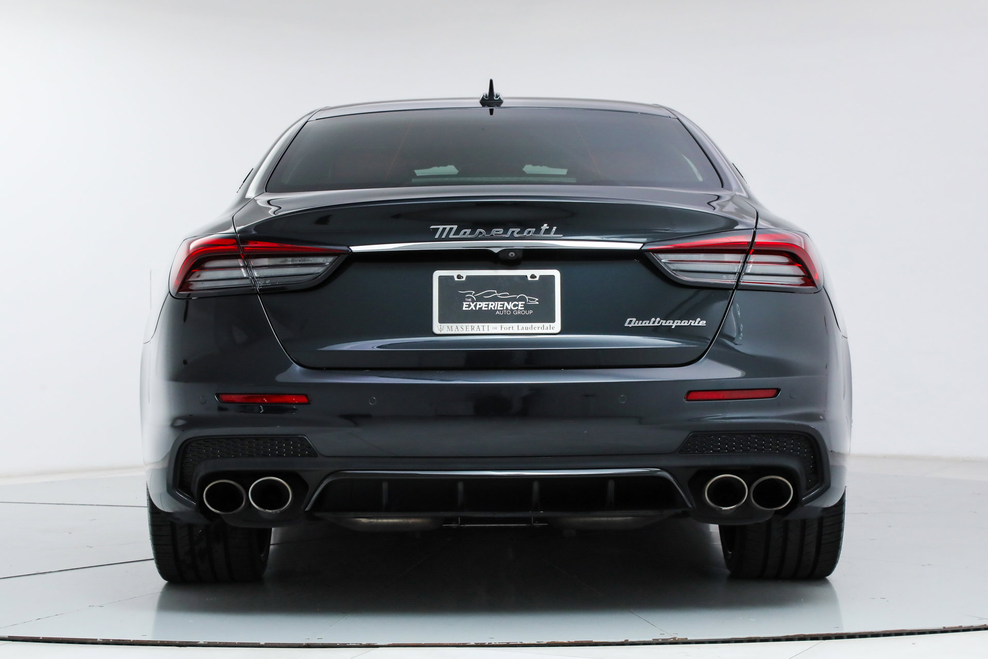 2022 Maserati Quattroporte Modena photo 4