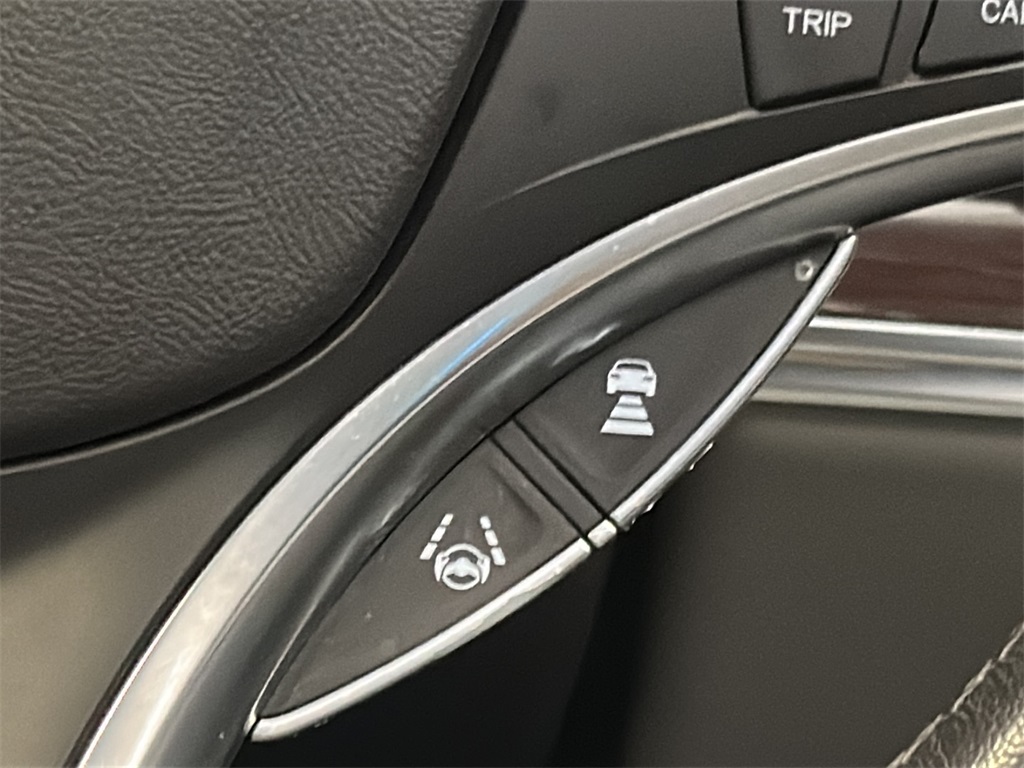 2016 Acura MDX SH-AWD Advance Entertainment photo 22