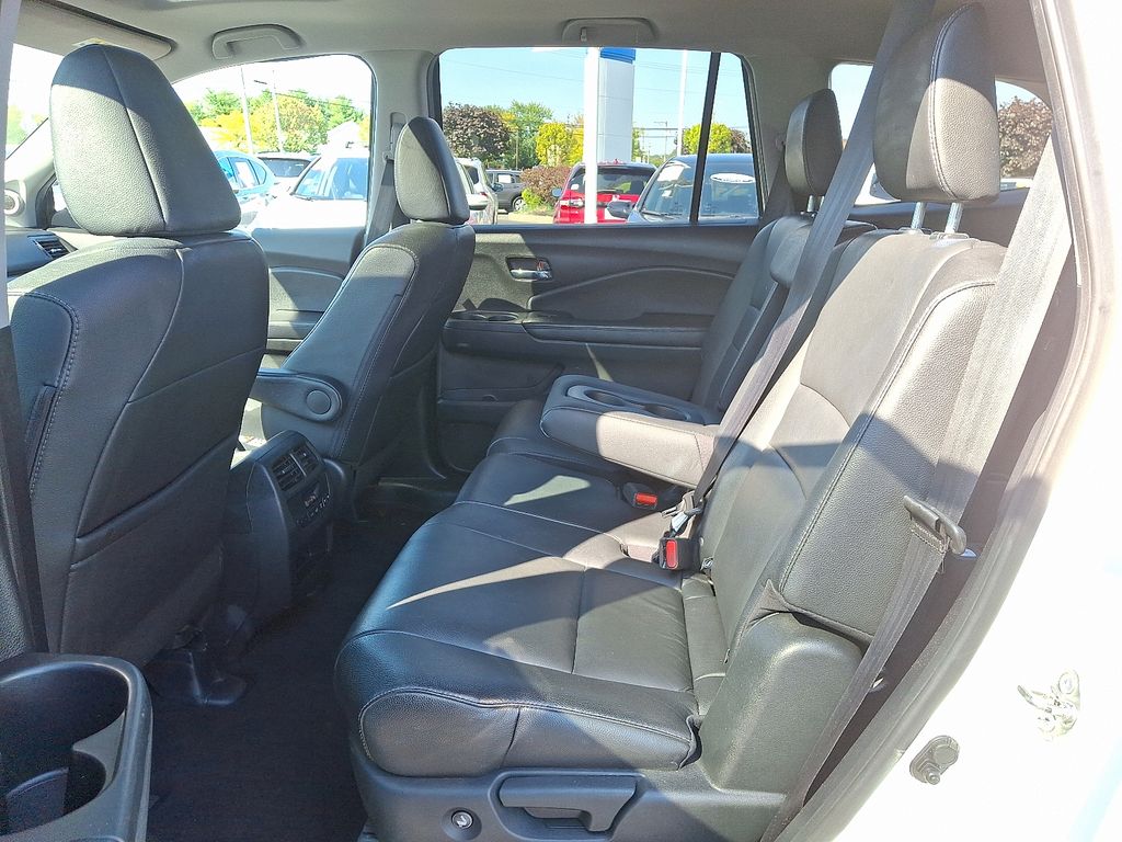 2018 Honda Pilot EX-L photo 10