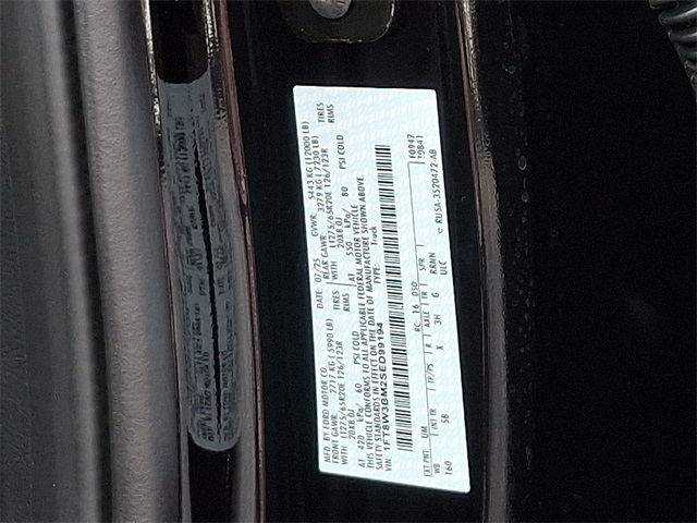 2025 Ford F-350 Lariat photo 18