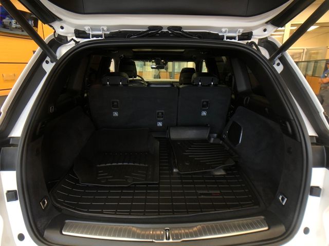 2024 Jeep Grand Cherokee Overland photo 17