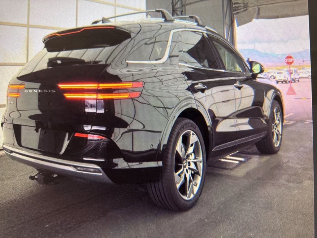Certified 2025 GENESIS GV70 Advanced with VIN 5NMMCET16SH005569 for sale in Portland, OR
