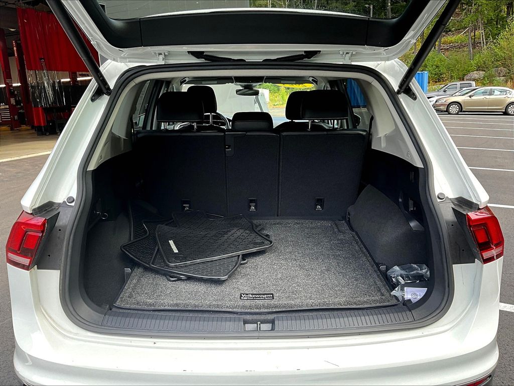2024 Volkswagen Tiguan SE Wolfsburg Edition photo 22