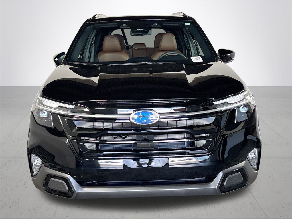2025 Subaru Forester Touring photo 3