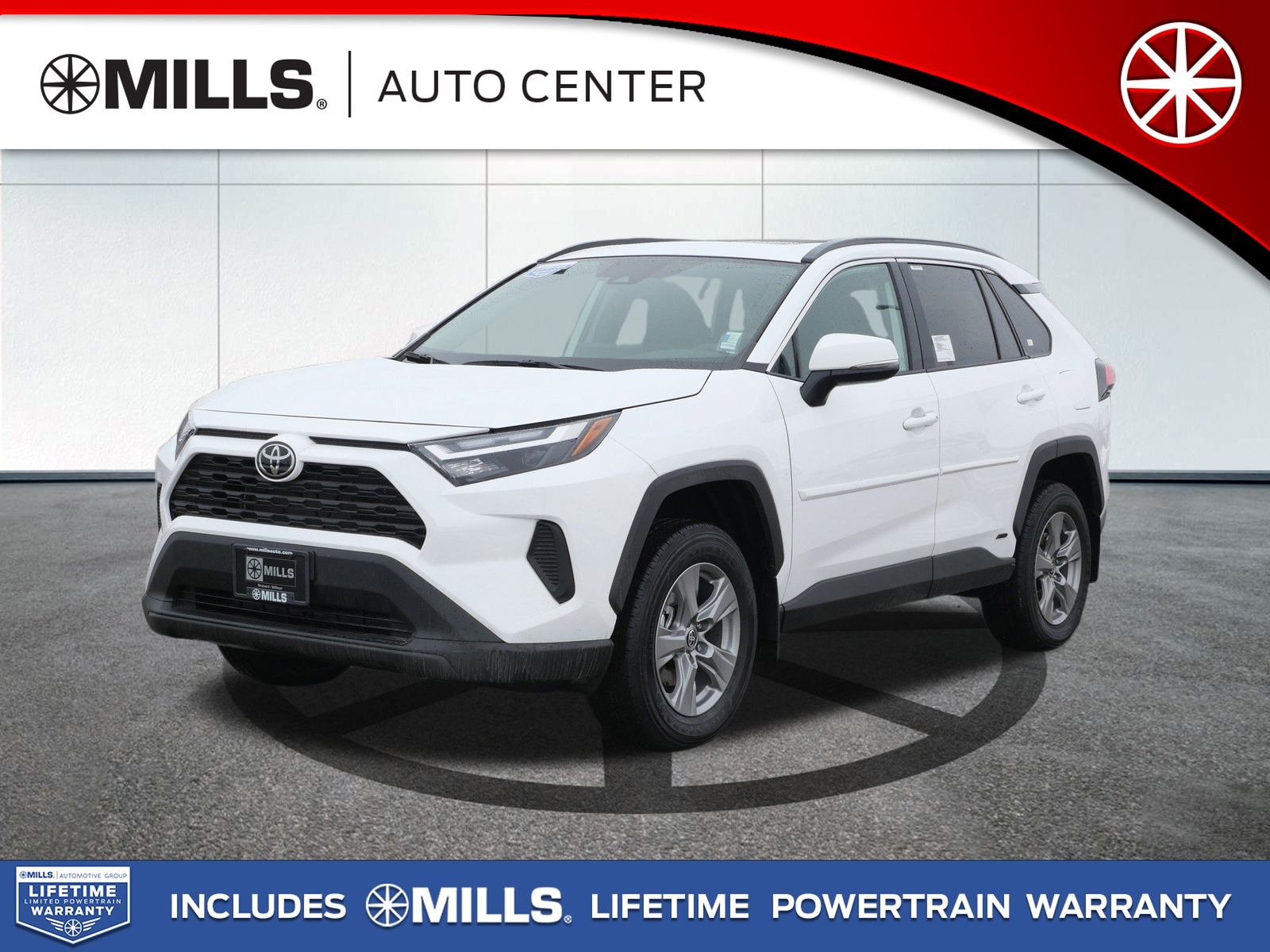 2025 Toyota RAV4 XLE's photo