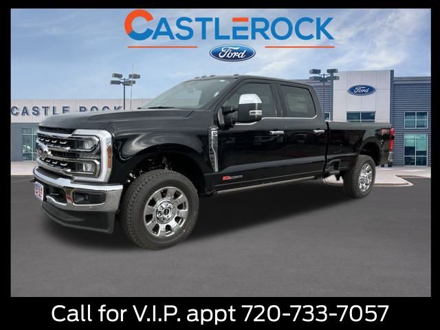 2025 Ford F-350 Super Duty Lariat's photo