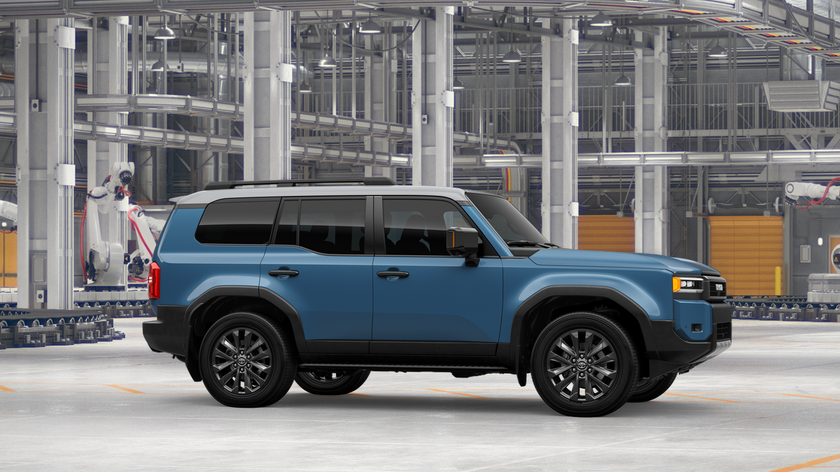 2025 Toyota Land Cruiser photo 9