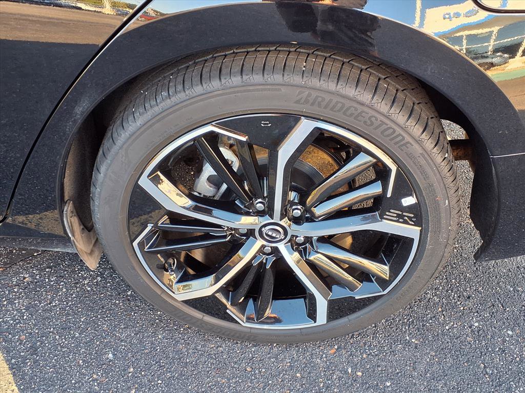 2024 Nissan Altima 2.5 SR photo 12