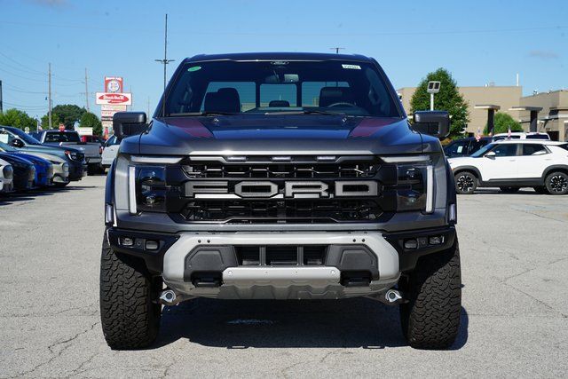 2025 FORD F-150 - Image 32