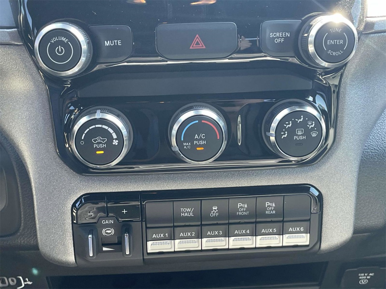 2026 Ram 2500 Tradesman photo 22