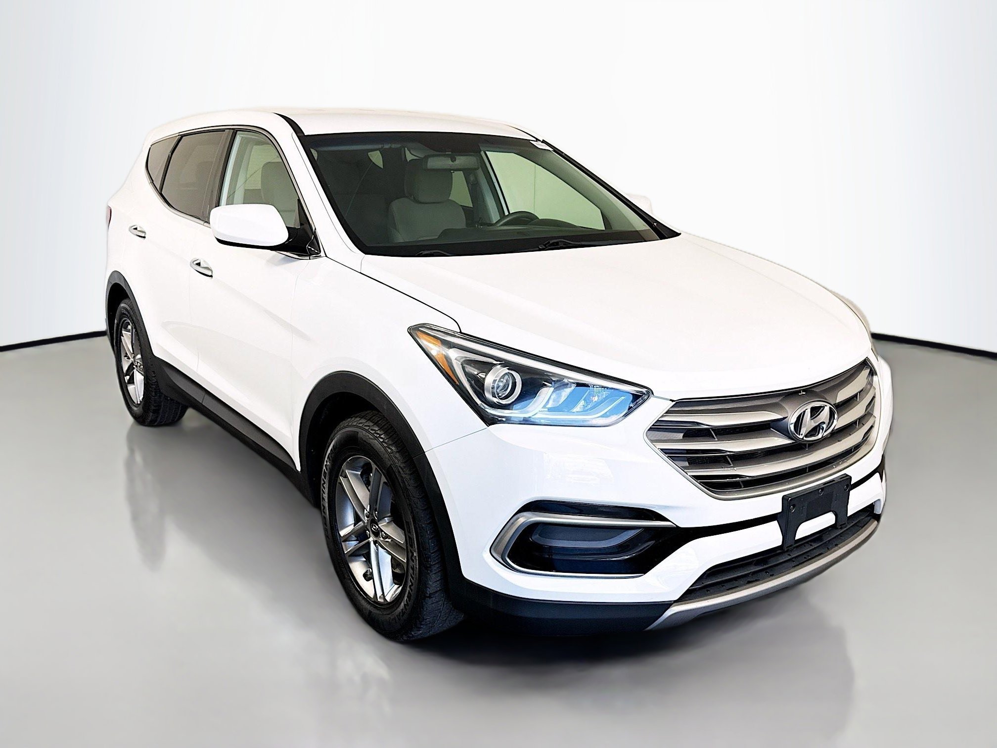 2017 Hyundai Santa Fe Sport's photo