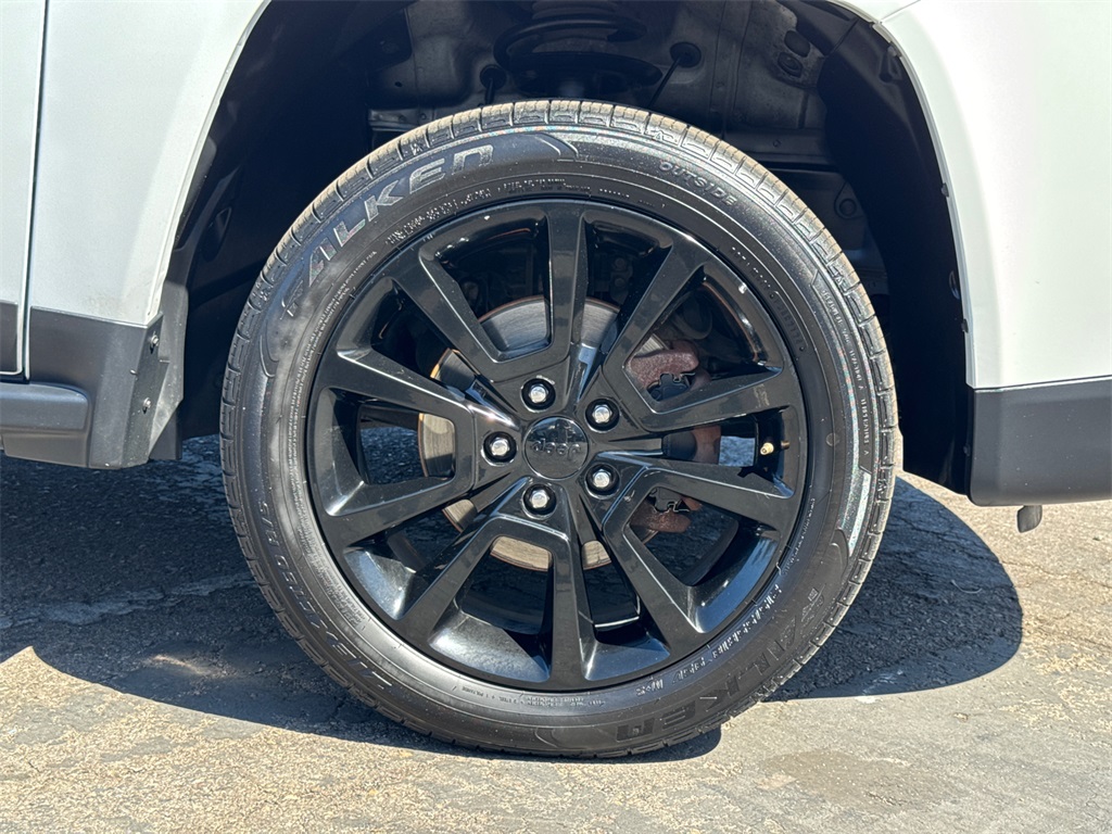 2015 Jeep Compass Altitude photo 6