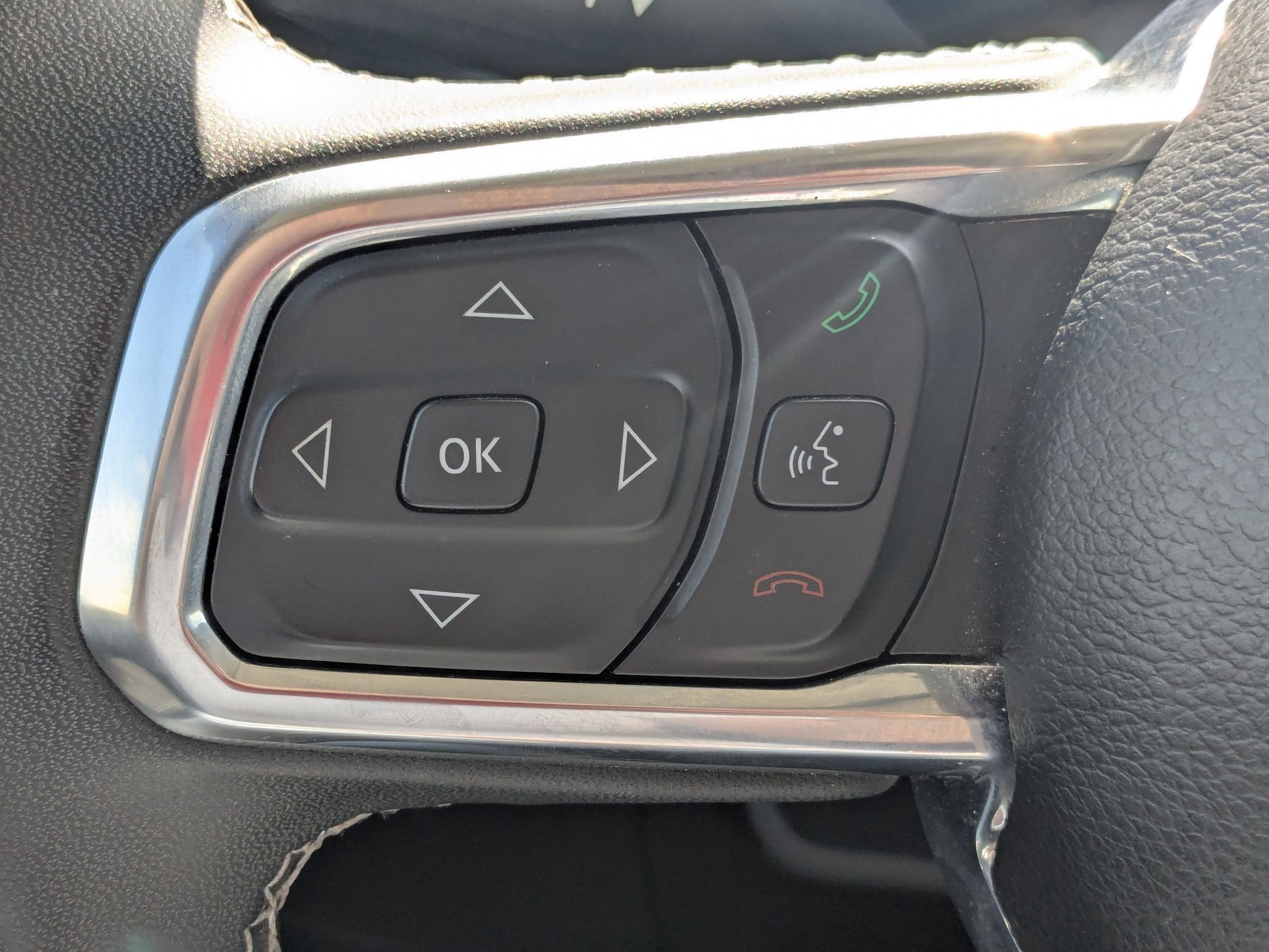 2023 Jeep Wrangler 4xe Sahara photo 15